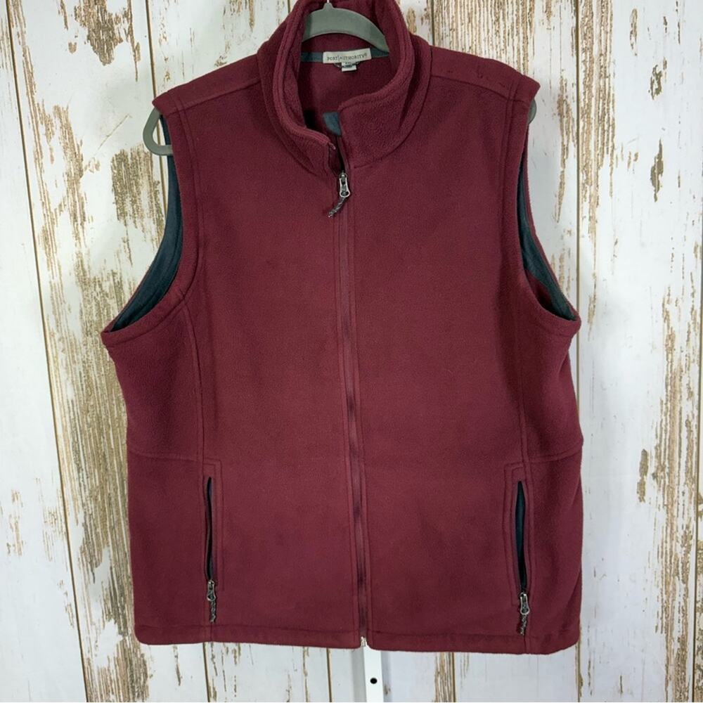 Port Authority, Maroon Fleece Vest. Size XXL. In excellent condition!